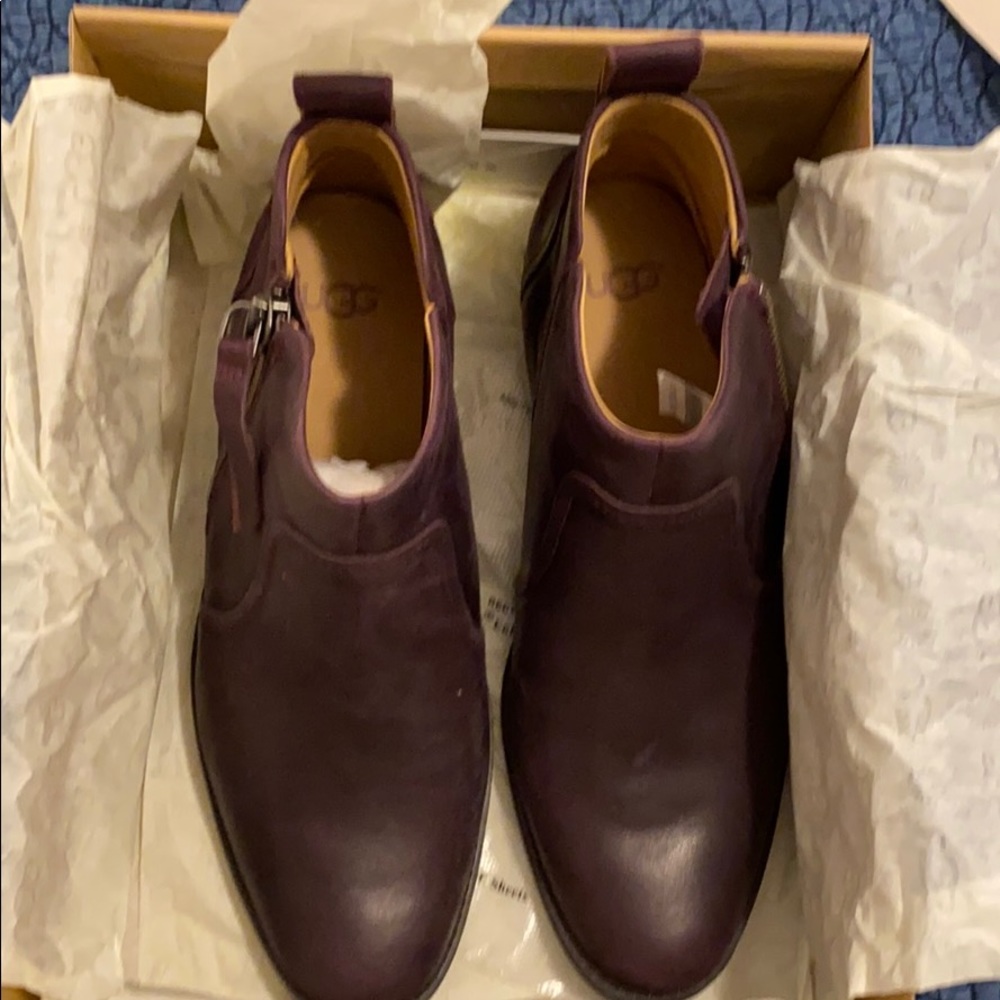 Ugg women ankle boot